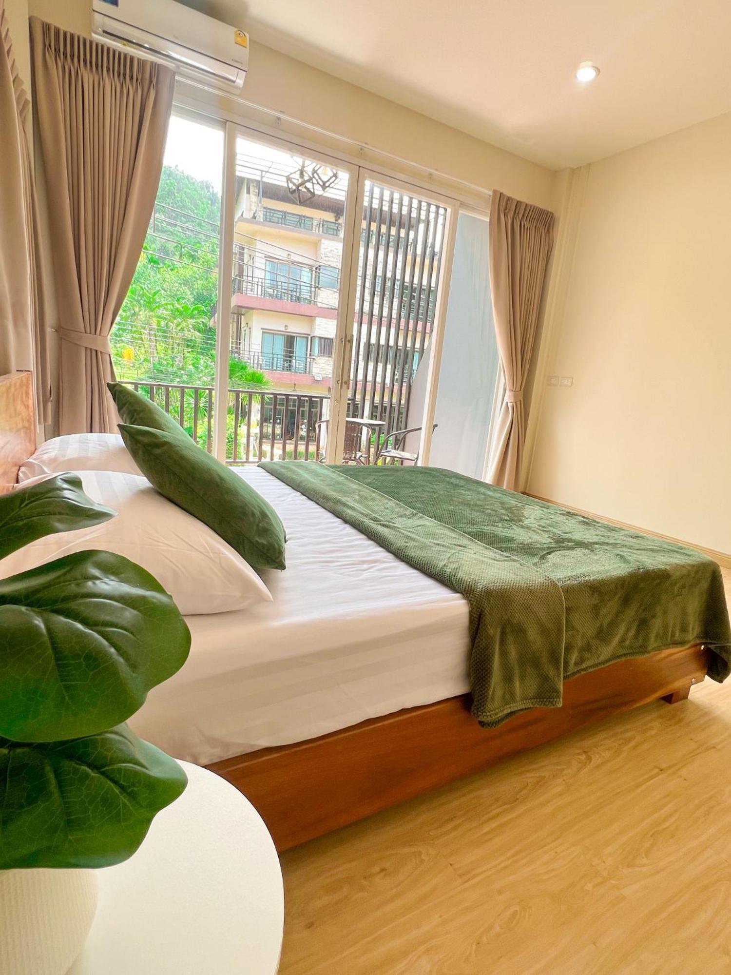 Private Room With Share Bathroom At Little Wild House Khaosok Khao Sok National Park Esterno foto